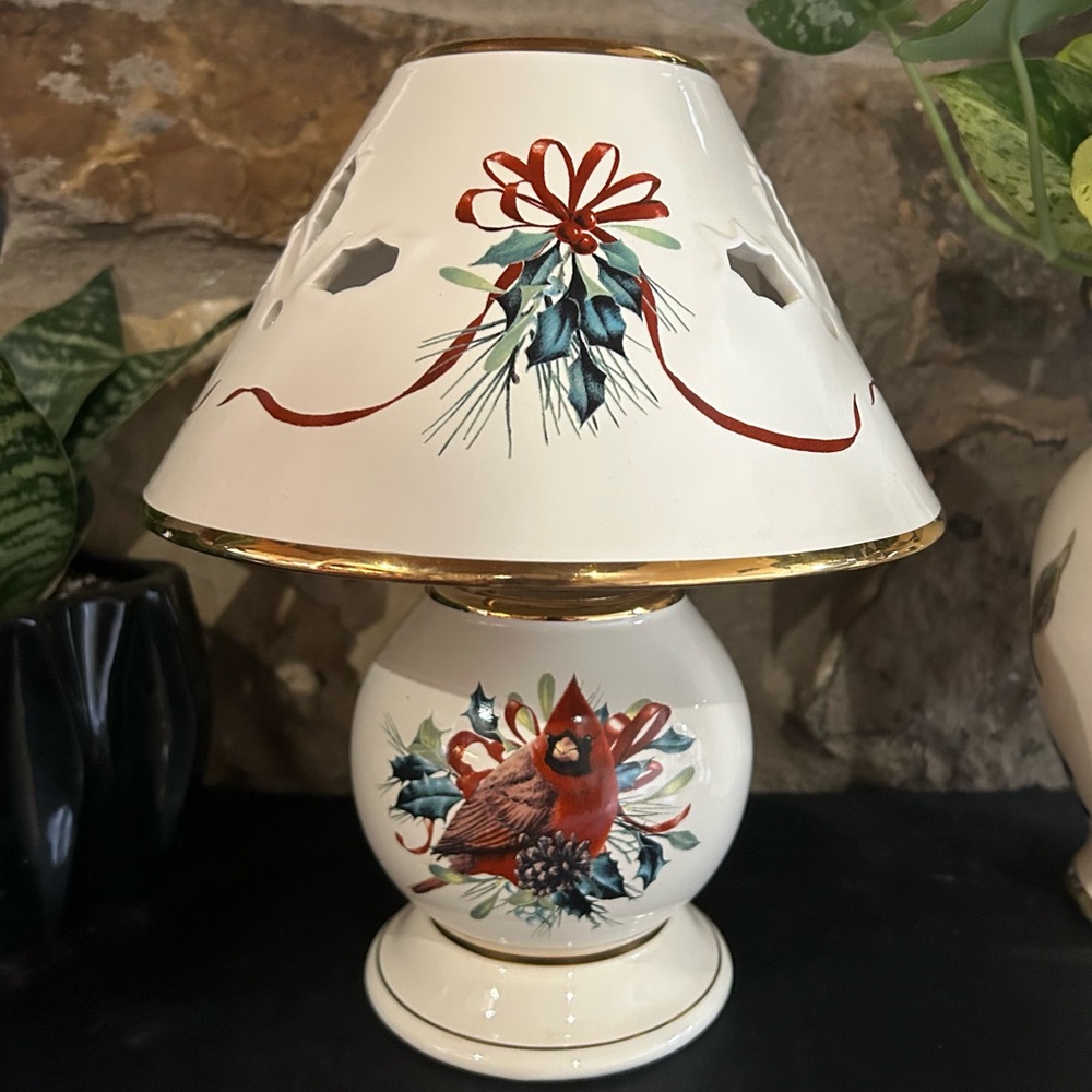 Lenox Winter Greetings Candle Lamp- NIB - Picture 2 of 5